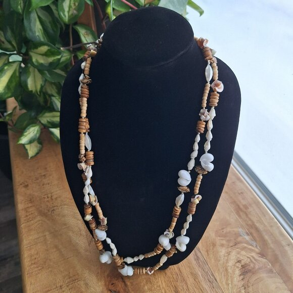 Multistrand Beaded Necklace Sea Shells Wood Beads Long 30 Inch Nautical Tropical - Picture 6 of 6